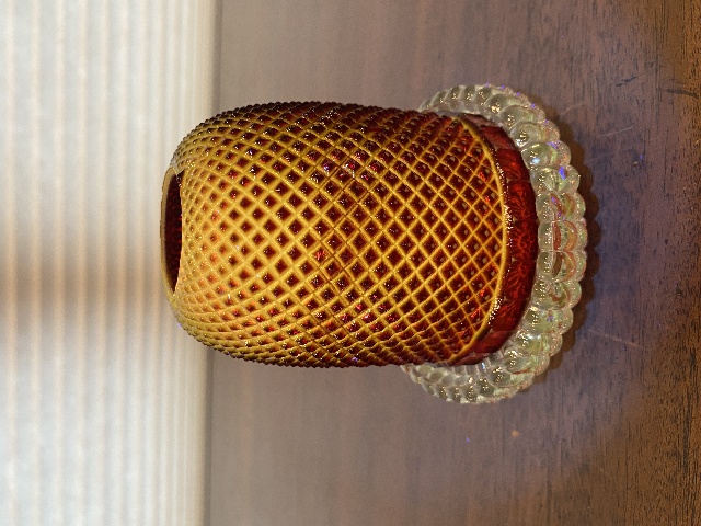 ANTIQUE UV REACTIVE S. CLARKE Amberina Pyramid Diamond Point Fairy Lamp 4.75"H