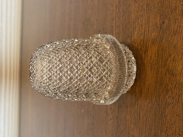 VTG Clear Diamond Pattern Small Glass Fairy Lamp 4"H