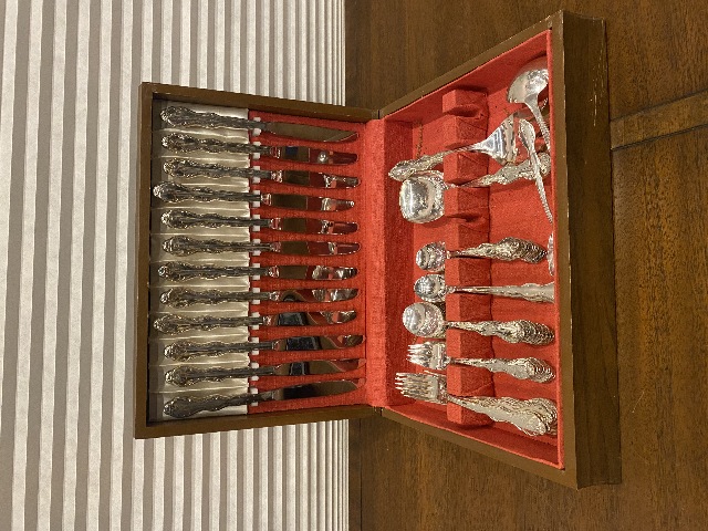 78 PIECE WM ROGERS MFG CO EXTRA PLATE ORIGINAL ROGERS SILVERPLATE Flatware Set