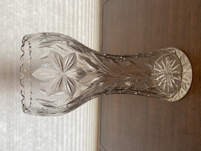 LARGE VTG Highly Detailed Cut Crystal Floral Etched Corset Vase 11.75"H