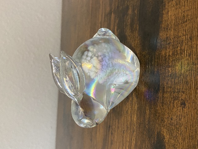 Iridescent Splatter Bunny/Rabbit Art Glass Paperweight 3"H