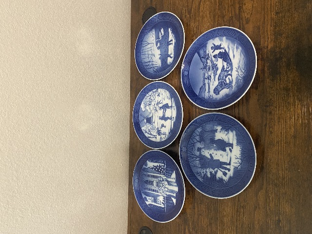 5 VTG Royal Copenhagen Blue & White Christmas Collector Plates 7.25"W DENMARK