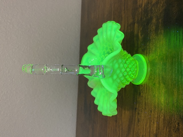 VTG UV REACTIVE FENTON Topaz Opalescent HOBNAIL Art Glass Basket 6.5"H