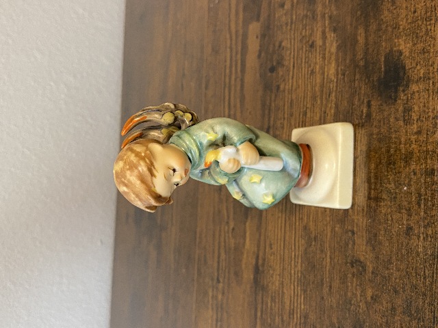 VTG Goebel Hummel HEAVENLY ANGEL Figurine #21/0 4"H TMK6
