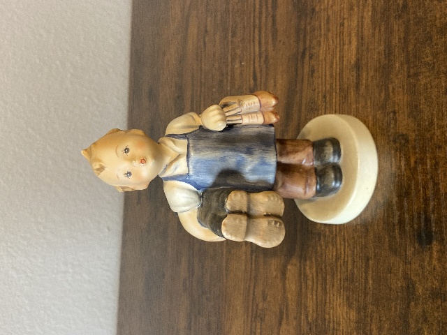 VTG Goebel Hummel BOOTS Figurine #143/0 5.5"H GERMANY TMK2