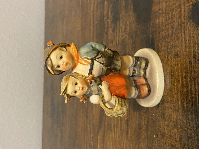 VTG Hummel SURPRISE Porcelain Figurine #94 3/0 4"H W. GERMANY TMK3
