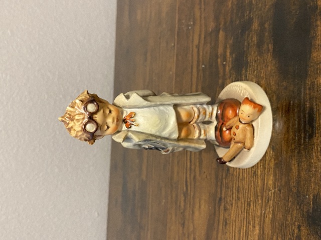 VTG Goebel Hummel DOCTOR Figurine #127, 4.75"H W.GERMANY TMK5