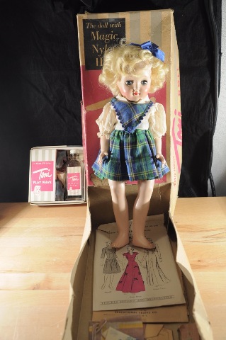 1951 VINTAGE IDEAL TONI DOLL P-90 FACE BEAUTIFUL HIGH COLOR 14" in ORIG. BOX