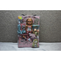 BRATZ Nighty-Nite Collection Fianna Fashion Doll