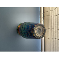 BEAUTIFUL Iridescent Pulled Feather Design Art Glass Vase