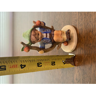 VTG Goebel Hummel "APPLE TREE BOY" Porcelain Figurine #142 3.75"H W.GERMANY TMK5