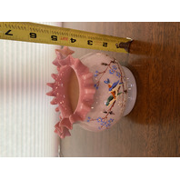 BEAUTIFUL VICTORIAN White/Pink HAND PAINTED Birds Art Glass Ruffled Vase 5"H