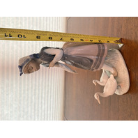 VTG LLADRO ARACELY WITH DUCKS Porcelain Figurine #5202, 10.5"H SPAIN