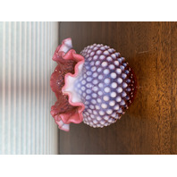 GORGEOUS VTG FENTON Cranberry Opalescent Hobnail Ruffled Art Glass Vase 5"H