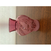 VTG KELSEY MURPHY PILGRIM Cranberry Frosted Cameo Etched Floral Vase 6"H SIGNED
