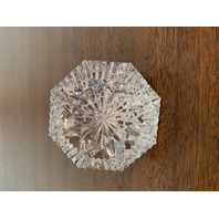 BEAUTIFUL VTG WATERFORD Crystal Faceted Diamond Shape Paperweight 3.25"W SIGNED