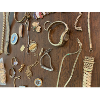 MIXED LOT Of GOLD FILLED, GOLD PLATED & GOLD ROLLED ITEMS #9 (393 GRAMS)