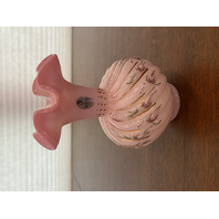 BEAUTIFUL VTG FENTON Rosalene Floral PAINTED LTD ED #451 Glass Swirl Vase 6.25"H