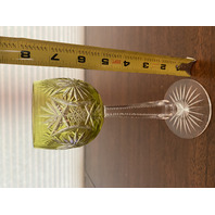 BEAUTIFUL VTG Yellow/Topaz Cut To Clear UNIQUE Pattern Wine Glass 7.5"H