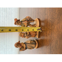 BEAUTIFUL VTG OTCO Wood Carved Children With Grapes Figurines MADE IN ITALY