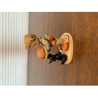 VTG Hummel "BEGGING HIS SHARE" Porcelain Figurine #9, 5.25"H W.GERMANY TMK5