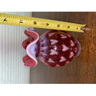 STUNNING VTG FENTON Cranberry Opalescent HEART OPTIC Glass Vase 5.5"H