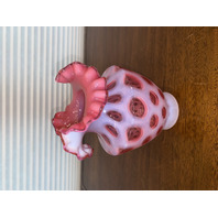 BEAUTIFUL VTG FENTON Cranberry Opalescent COIN DOT Ruffled Rim Glass Vase 7.25"H