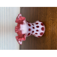 BEAUTIFUL VTG FENTON Cranberry Opalescent COIN DOT Flared Rim Glass Vase 6.25"H