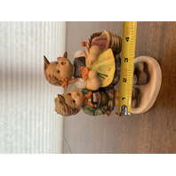 VTG LARGE Hummel "TO MARKET" Figurine #49/I , 6.25"H, W.GERMANY TMK6