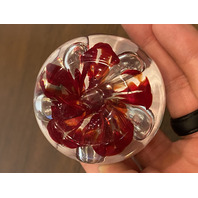 BEAUTIFUL VTG Red & White Floral Glass Paperweight W/Controlled Bubbles 2.25"H