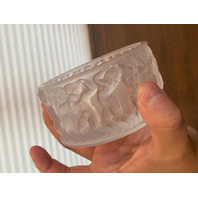 STUNNING VTG LALIQUE Crystal LES ENFANTS Nude Humans Powder Box SIGNED 4.25"W