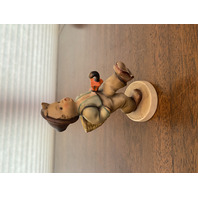 VTG Goebel Hummel HAPPY TRAVELER Figurine #79 5.5"H GERMANY TMK2 FULL BEE