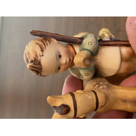 RARE VTG Goebel Hummel BATTLE BEFORE PRAYER Figurine #20 4.25"H, TMK2 FULL BEE