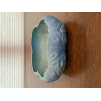 VTG VAN BRIGGLE Ming Turquoise Blue Oak Leaf Rim Art Pottery Bowl SIGNED 7"W