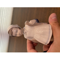 VTG BING & GRONDAHL "MISS CHARMING" Porcelain Figurine #2387 7"H DENMARK