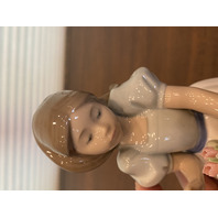 VTG NAO By LLADRO TULIP TIME Glossy Porcelain Figurine 8.25"H SPAIN