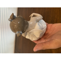 VTG NAO By LLADRO MY BLANKY Glossy Porcelain Figurine #1337 6.25"H SPAIN