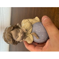 VTG NAO By LLADRO A WORLD OF DREAMS Glossy Porcelain Figurine #1357 6"H SPAIN