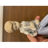 VTG NAO By LLADRO A FRIEND IN NEED Glossy Porcelain Figurine #1050 6.75"H SPAIN