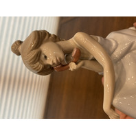 VTG LLADRO CHIT CHAT Girl W/Dog Glossy Figurine #5466 7.75"H SPAIN