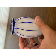 BEAUTIFUL VINTAGE LOETZ Small White W/Cobalt Blue Stripes Tango Glass Vase 4.75"