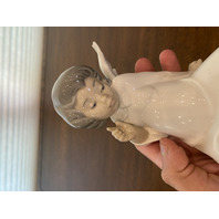 BEAUTIFUL VTG LLADRO ANGEL WONDERING Glossy Angel Figurine #4962, 5.75"H SPAIN