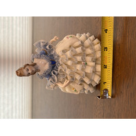BEAUTIFUL VTG MZ IRELAND DRESDEN Laced Porcelain Elegant Lady Figurine 5.5"H