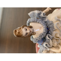 BEAUTIFUL VTG MZ IRELAND DRESDEN Laced Porcelain Elegant Lady Figurine 5.5"H