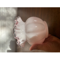 BEAUTIFUL VTG FENTON Pink/White Silver Crest Ruffled Rim Glass Melon Vase 5.5"H
