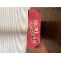 1993 BIRTHDAY BARBIE She's The Prettiest Present Of All Barbie Doll Mattel 11333