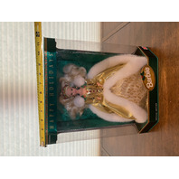 1994 SPECIAL EDITION HAPPY HOLIDAYS Barbie Doll Mattel 12155