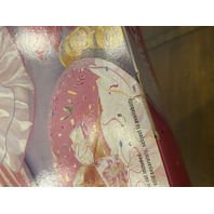 1995 SHES THE PRETTIEST PRESENT OF ALL HAPPY BIRTHDAY Barbie Doll Mattel 14649