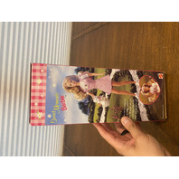 1996 SPECIAL EDITION SWEET MOMENTS Barbie Doll Mattel 17642