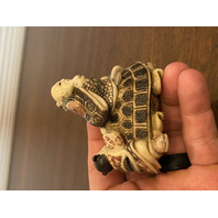 HIGHLY DETAILED VTG Japanese Hand Carved Men On Turtle Netsuke Figurine 2.75"H